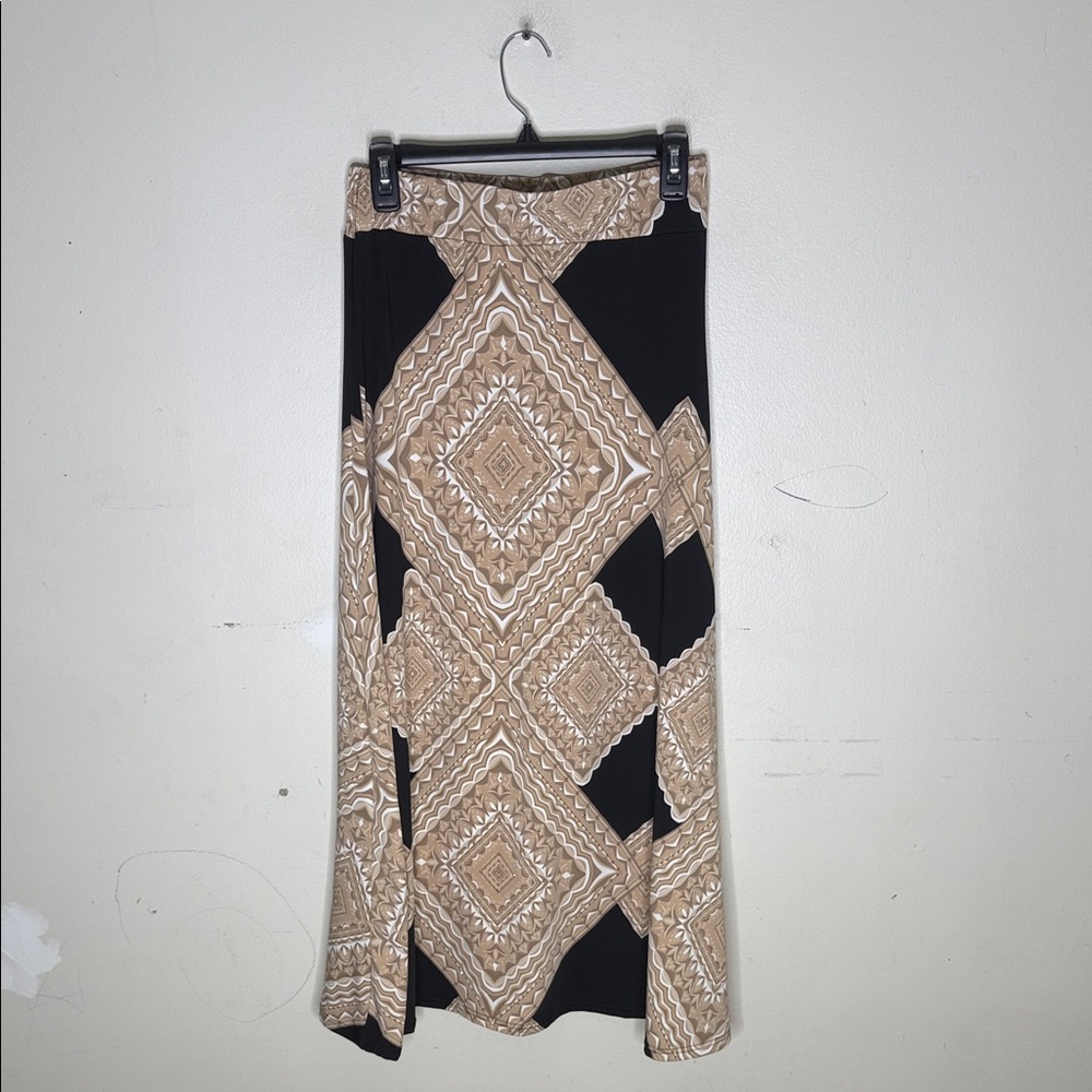 Metro West Black and Tan Embellished Polyester Blend Geometric Skirt Size Medium